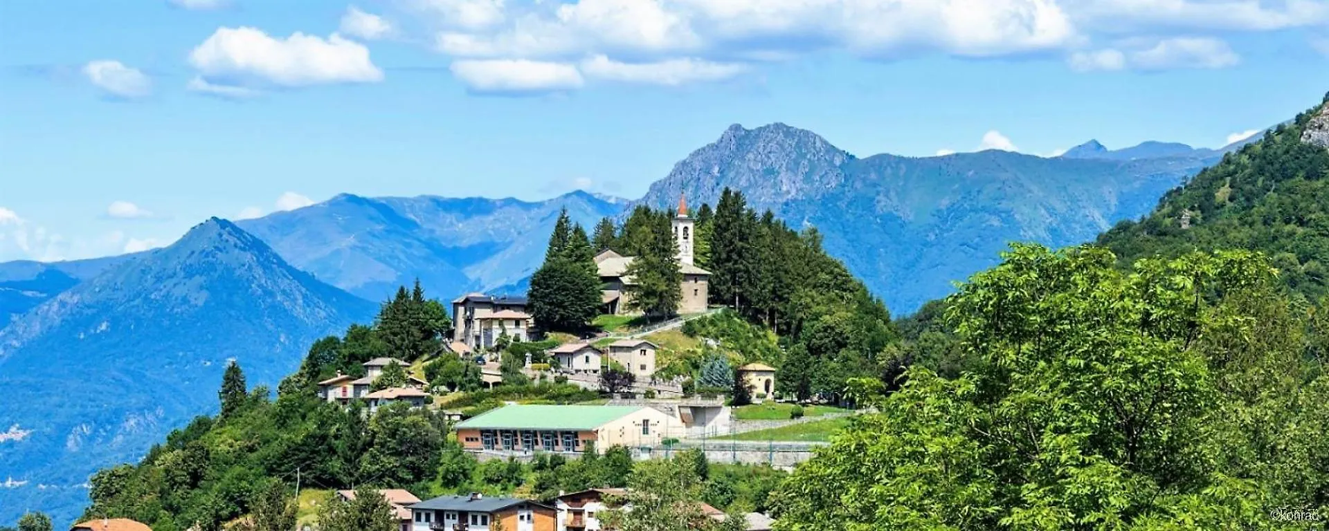 Apartment Mansarda Fra Monte E Lago Esino Lario Italy